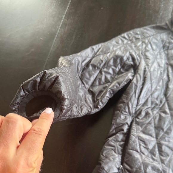 Patagonia Quilted Jacket in Black - Picture 6 of 6